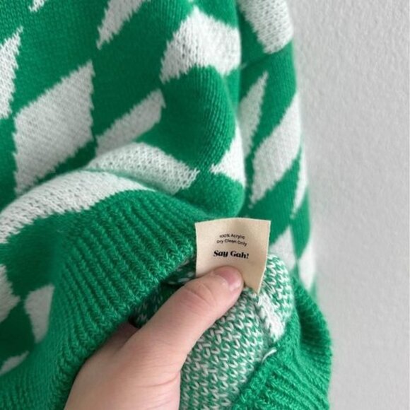 Lisa Says Gah Green Warped Psychedelic Checkered Cropped Sweater Sz XS/S - Picture 7 of 7